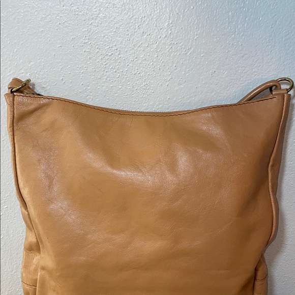 Tan Leather Hobo Shoulder Bag Slouchy Soft Large Tote Zip Front Pocket Everyday - Picture 4 of 14